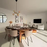 Mara's Higueron West: Spacious Terrace & Sun-soaked Garden Fuengirola