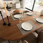 Mara's Higueron West: Spacious Terrace & Sun-soaked Garden Apartment