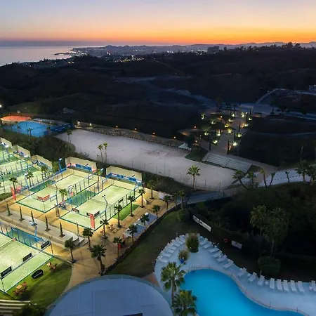 Apartmán Mara's Higueron West - Garden - 246 M2 Of Private Terrace & Garden - Like A House