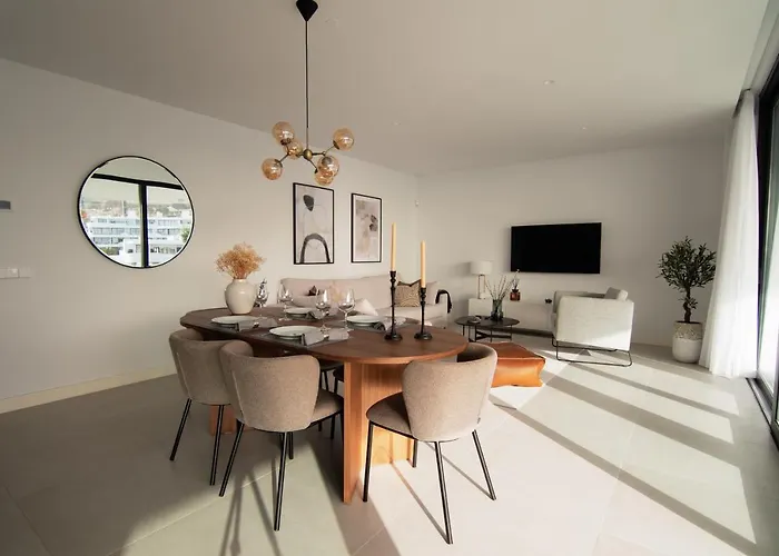 Mara's Higueron West - Garden - 246 M2 Of Private Terrace & Garden - Like A House Фуэнхирола