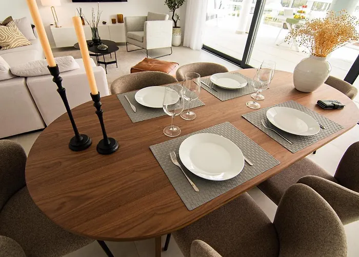 Mara's Higueron West - Garden - 246 M2 Of Private Terrace & Garden - Like A House Апартаменты