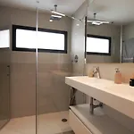 Mara's Higueron West - Garden - 246 M2 Of Private Terrace & Garden - Like A House شقة فوينخيرولا