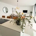 شقة Mara's Higueron West - Garden - 246 M2 Of Private Terrace & Garden - Like A House