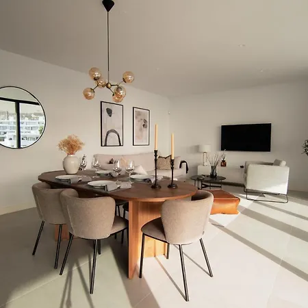 Mara's Higueron West - Like A House - 246 Square Meters Of Private Terrace & Garden - Morning And Evening Sun Fuengirola