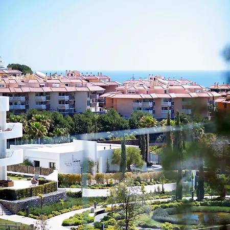 Mara's Higueron West: Spacious Terrace & Sun-soaked Garden