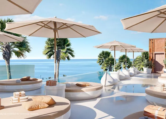 Mara's Higueron West: Spacious Terrace & Sun-soaked Garden Apartment *