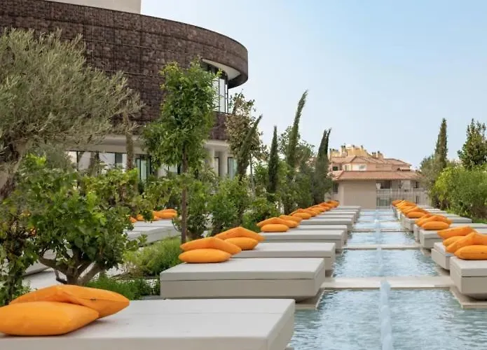 Apartamento Mara's Higuerón West - Garden - 246 M2 Of Private Terrace&garden - Like A House *